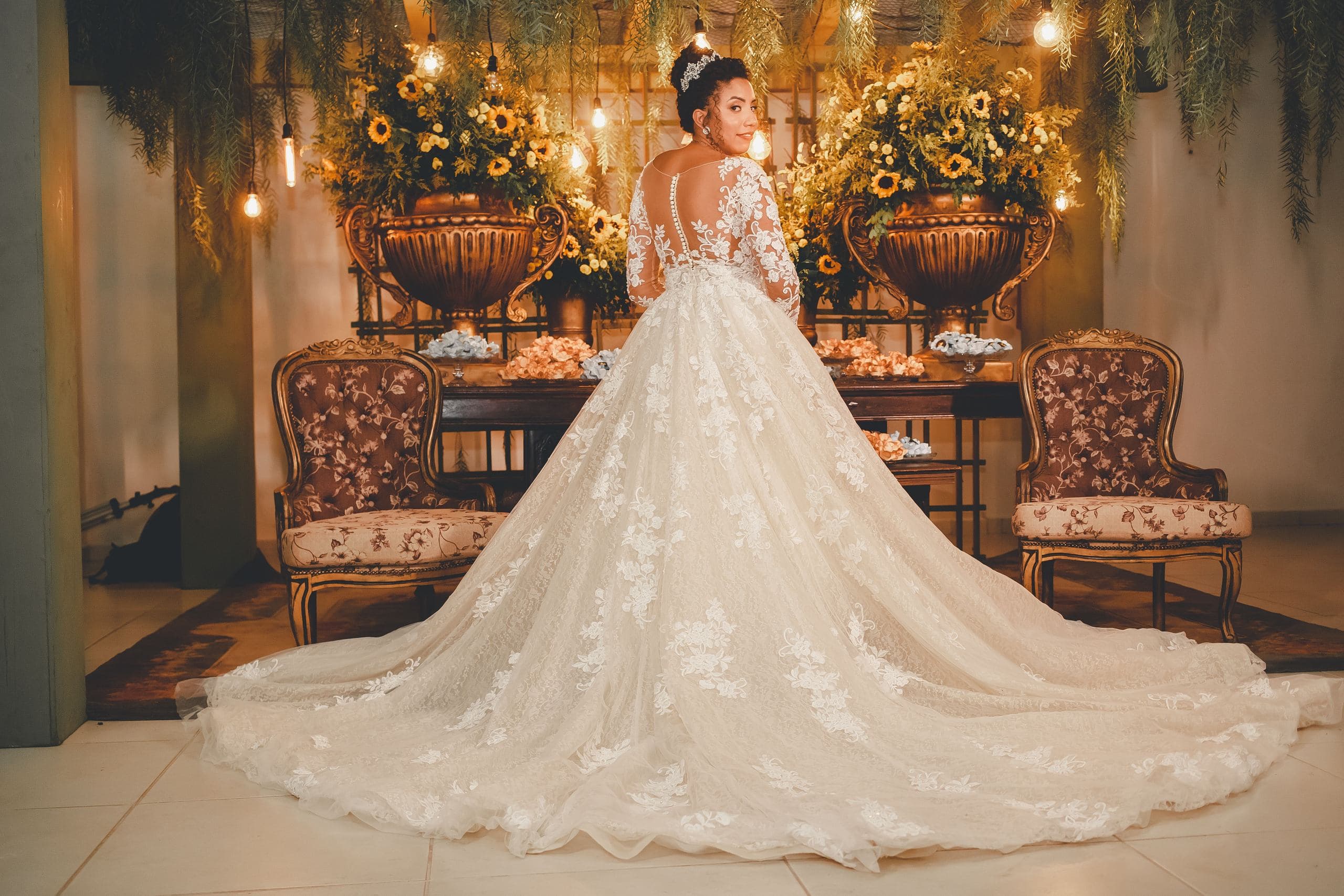 Cintura o fascia sull'abito da sposa: quando ha senso metterla