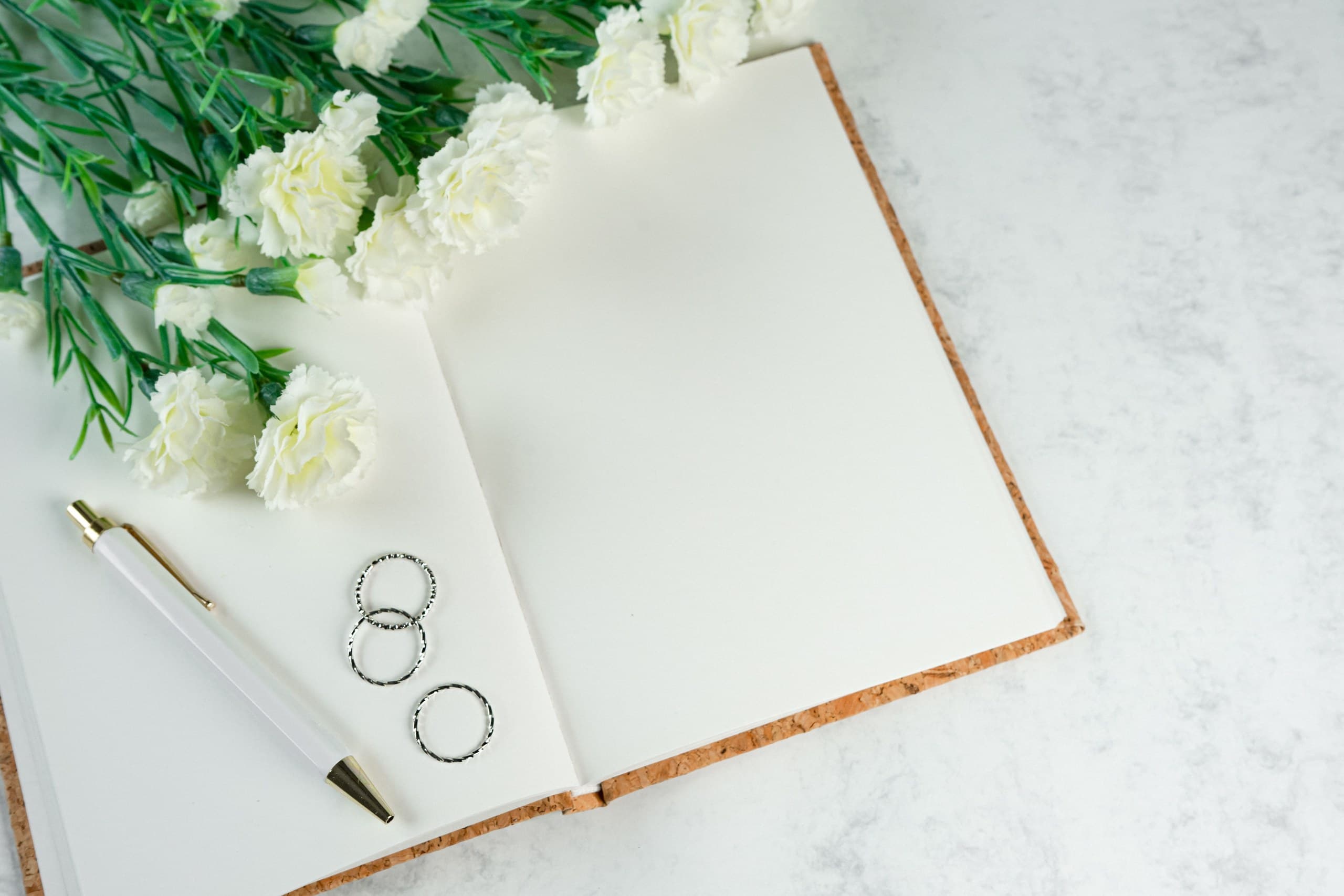 Caparra o acconto per l'abito da sposa: che differenza c'è davvero